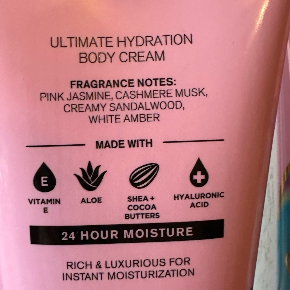 Bath & Body Works LOT x2 Pink Cashmere Ultimate Hydration Body Cream Lotion 8oz - Picture 2 of 5